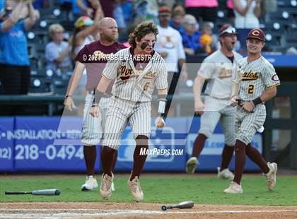 Thumbnail 3 in Collinsville vs. Centerville (UIL 2A Baseball Semifinal) photogallery.