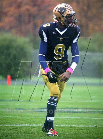 Thumbnail 1 in Williamsville East vs Sweet Home photogallery.
