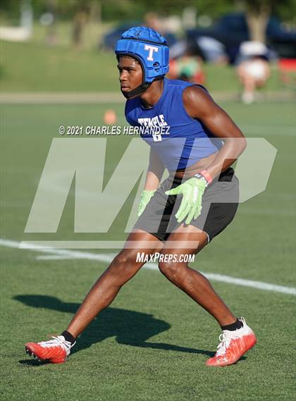 Thumbnail 2 in George Ranch vs Temple (7 on 7 State Qualifying Tournament) photogallery.