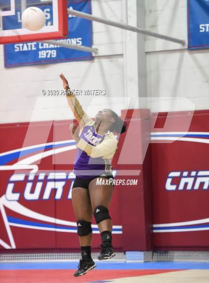 Thumbnail 2 in Hahnville @ John Curtis (Junior Varsity) photogallery.