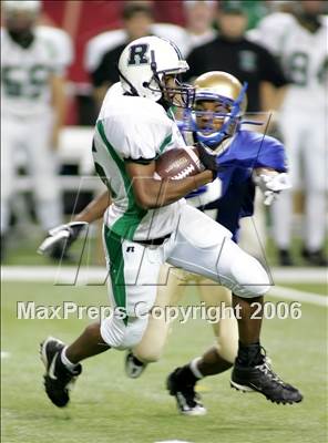 Thumbnail 3 in McEachern vs. Roswell (Kickoff Classic) photogallery.