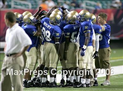 Thumbnail 3 in McEachern vs. Roswell (Kickoff Classic) photogallery.