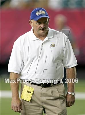 Thumbnail 2 in McEachern vs. Roswell (Kickoff Classic) photogallery.