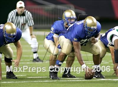 Thumbnail 3 in McEachern vs. Roswell (Kickoff Classic) photogallery.