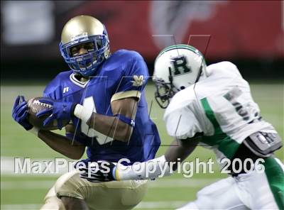 Thumbnail 1 in McEachern vs. Roswell (Kickoff Classic) photogallery.