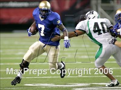 Thumbnail 1 in McEachern vs. Roswell (Kickoff Classic) photogallery.