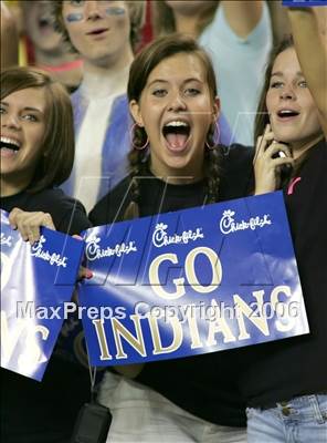 Thumbnail 2 in McEachern vs. Roswell (Kickoff Classic) photogallery.