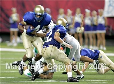 Thumbnail 1 in McEachern vs. Roswell (Kickoff Classic) photogallery.