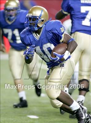 Thumbnail 2 in McEachern vs. Roswell (Kickoff Classic) photogallery.