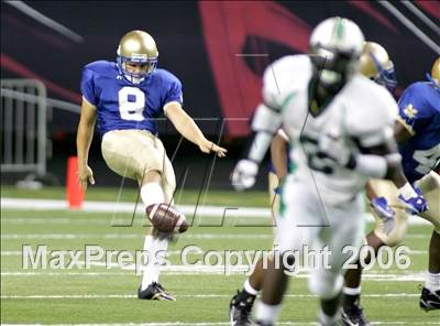 Thumbnail 2 in McEachern vs. Roswell (Kickoff Classic) photogallery.