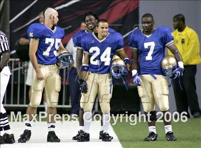 Thumbnail 1 in McEachern vs. Roswell (Kickoff Classic) photogallery.