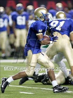 Thumbnail 2 in McEachern vs. Roswell (Kickoff Classic) photogallery.