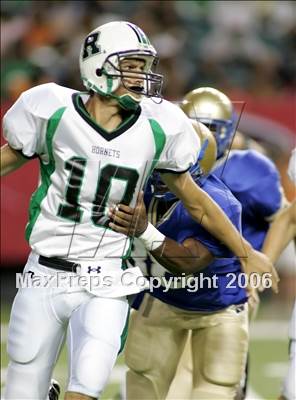 Thumbnail 1 in McEachern vs. Roswell (Kickoff Classic) photogallery.