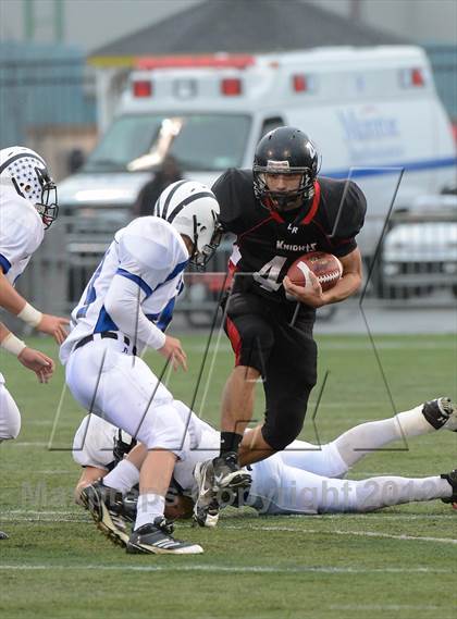 Thumbnail 2 in Haverling vs. Le Roy (Class C Semifinals) photogallery.