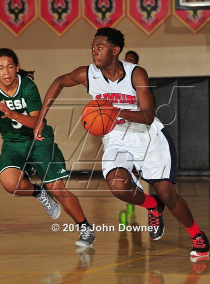 Thumbnail 1 in Leuzinger vs. Murrieta Mesa (MaxPreps Holiday Classic) photogallery.