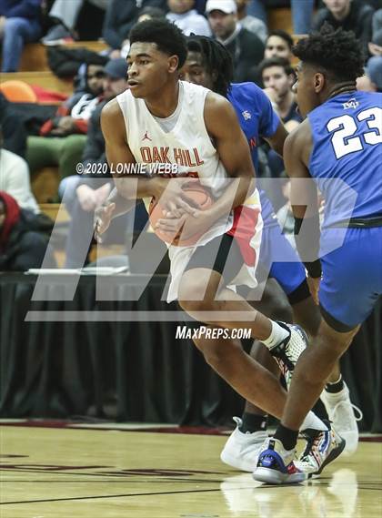 Thumbnail 1 in Bishop Gorman vs. Oak Hill Academy (Spalding Hoophall Classic) photogallery.