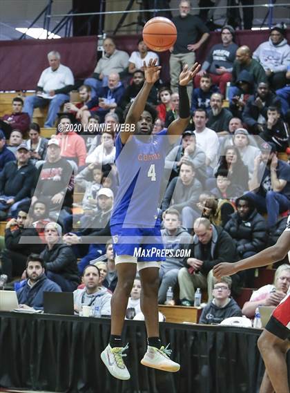Thumbnail 2 in Bishop Gorman vs. Oak Hill Academy (Spalding Hoophall Classic) photogallery.