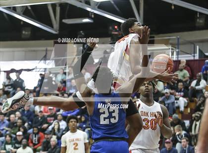 Thumbnail 1 in Bishop Gorman vs. Oak Hill Academy (Spalding Hoophall Classic) photogallery.