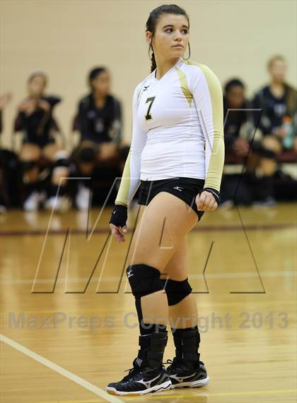Thumbnail 3 in Mineral Wells vs Fossil Ridge (EMS-ISD Tournament) photogallery.