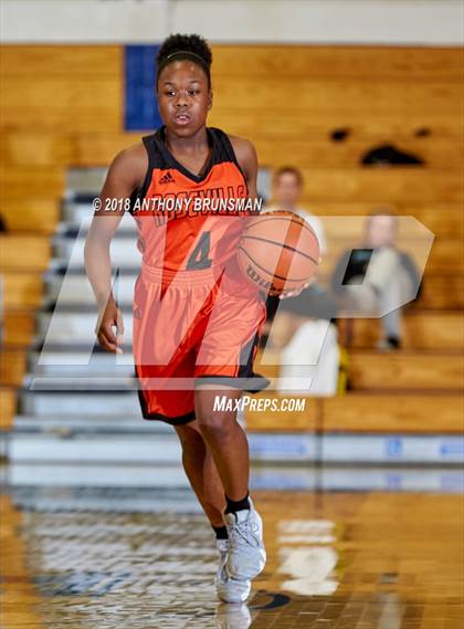 Thumbnail 1 in Ponderosa vs. Roseville (Jan Vitell Tournament) photogallery.