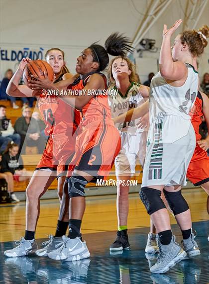 Thumbnail 2 in Ponderosa vs. Roseville (Jan Vitell Tournament) photogallery.