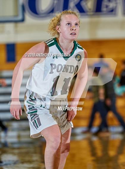 Thumbnail 1 in Ponderosa vs. Roseville (Jan Vitell Tournament) photogallery.
