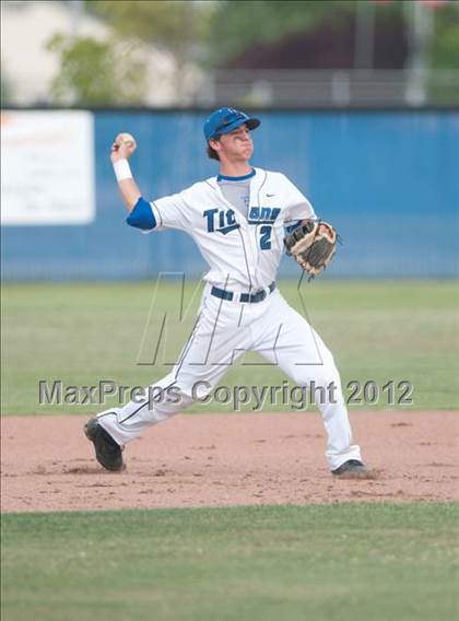 Thumbnail 2 in Frontier vs. Tulare Union (CIF CS D2 Playoffs) photogallery.
