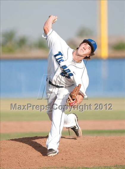 Thumbnail 3 in Frontier vs. Tulare Union (CIF CS D2 Playoffs) photogallery.