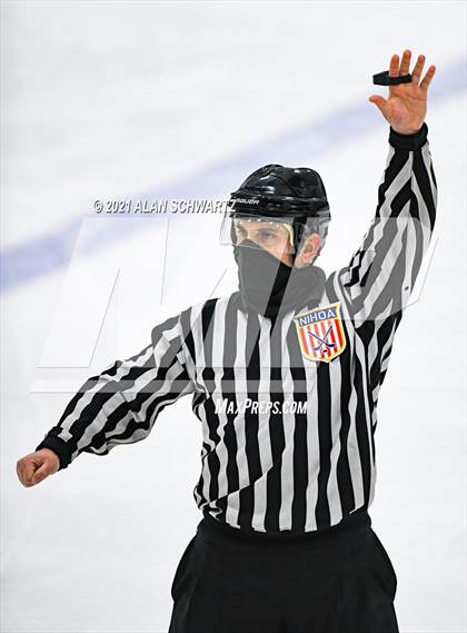 Thumbnail 3 in Churchville-Chili @ Penfield (Section 5 Class B Sectional Final) photogallery.