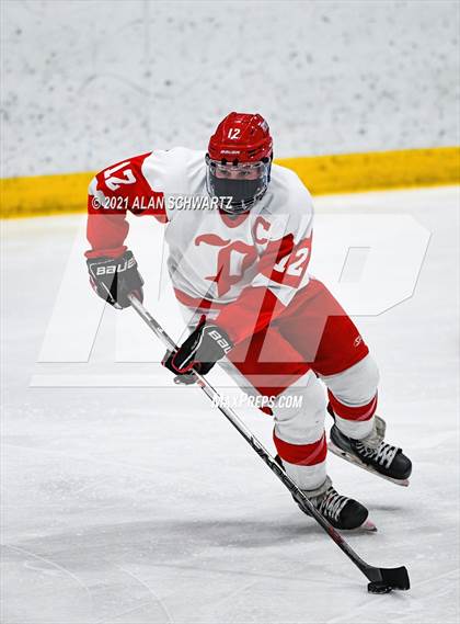 Thumbnail 1 in Churchville-Chili @ Penfield (Section 5 Class B Sectional Final) photogallery.