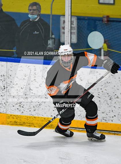 Thumbnail 2 in Churchville-Chili @ Penfield (Section 5 Class B Sectional Final) photogallery.