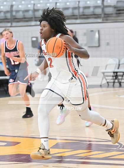Thumbnail 3 in Springville vs. Pacifica Christian/Orange County (Section 7) photogallery.