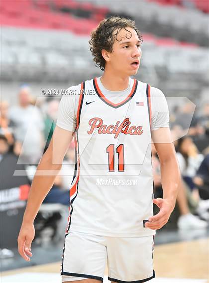 Thumbnail 2 in Springville vs. Pacifica Christian/Orange County (Section 7) photogallery.