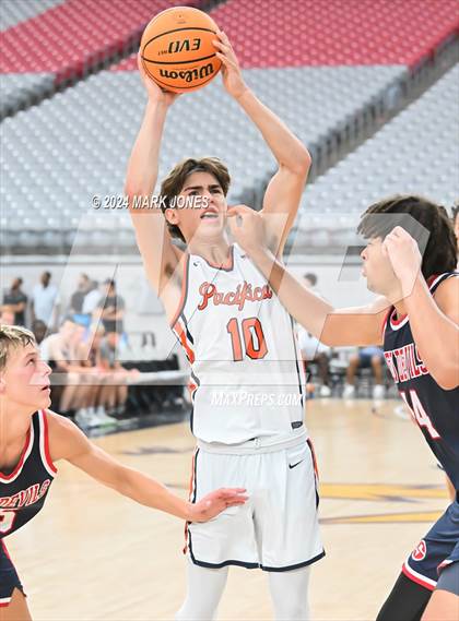 Thumbnail 3 in Springville vs. Pacifica Christian/Orange County (Section 7) photogallery.
