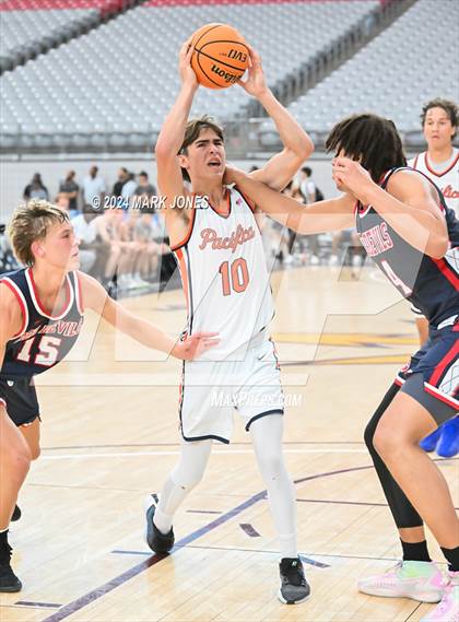 Thumbnail 2 in Springville vs. Pacifica Christian/Orange County (Section 7) photogallery.