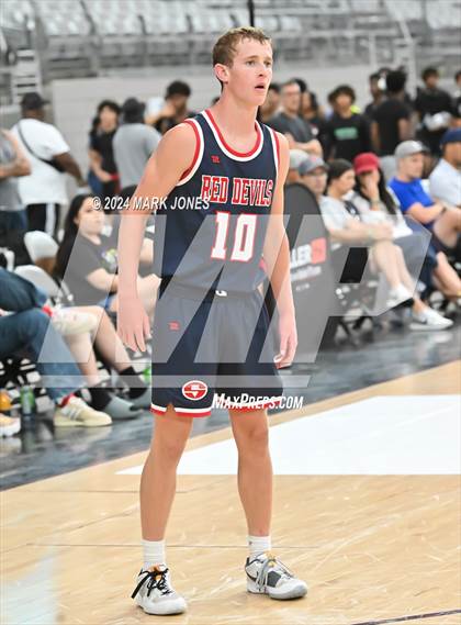 Thumbnail 1 in Springville vs. Pacifica Christian/Orange County (Section 7) photogallery.