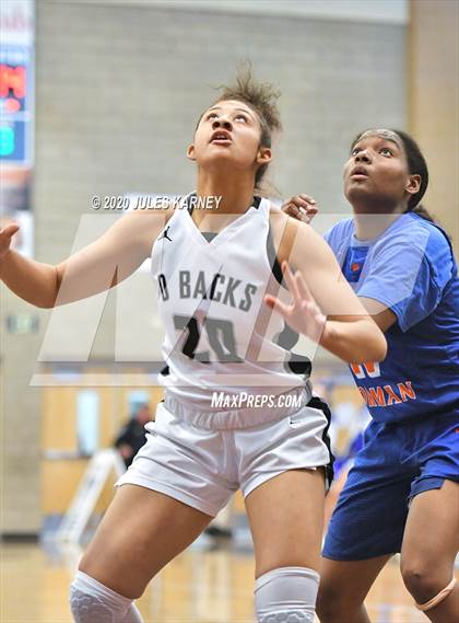 Thumbnail 1 in Desert Oasis vs Bishop Gorman (NIAA 4A Semifinal) photogallery.