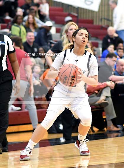 Thumbnail 1 in Desert Oasis vs Bishop Gorman (NIAA 4A Semifinal) photogallery.