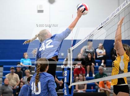 Thumbnail 3 in Hixson @ Sale Creek photogallery.
