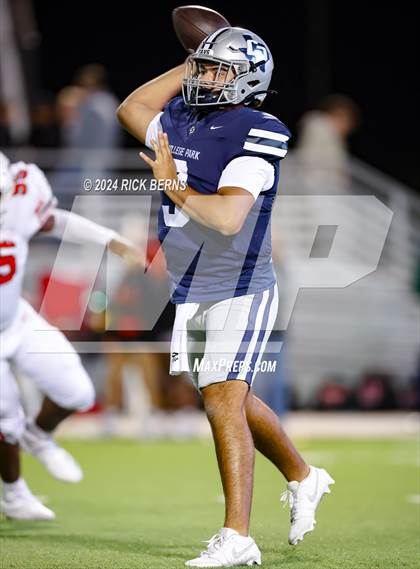 Thumbnail 1 in College Park vs The Woodlands photogallery.