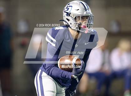 Thumbnail 2 in College Park vs The Woodlands photogallery.