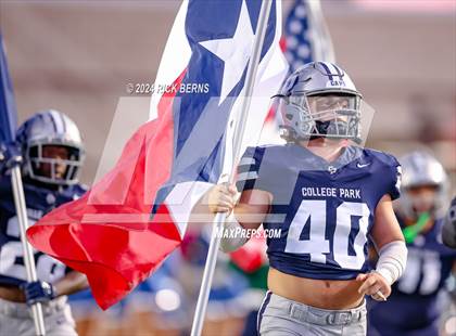 Thumbnail 3 in College Park vs The Woodlands photogallery.