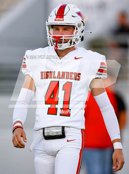 Thumbnail 2 in College Park vs The Woodlands photogallery.