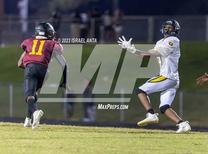 Thumbnail 2 in Douglas Byrd vs. Goldsboro (Jamboree) photogallery.