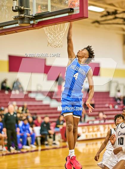 Thumbnail 1 in Randle vs. Hebron (McDonald's Texas Invitational) photogallery.