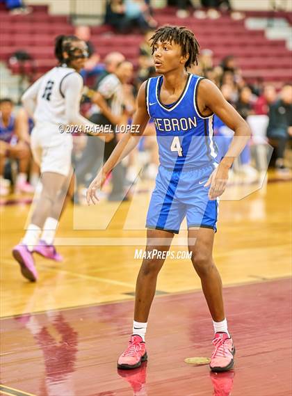 Thumbnail 2 in Randle vs. Hebron (McDonald's Texas Invitational) photogallery.