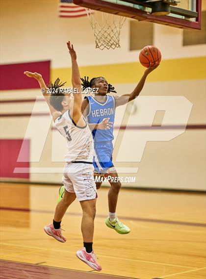 Thumbnail 3 in Randle vs. Hebron (McDonald's Texas Invitational) photogallery.