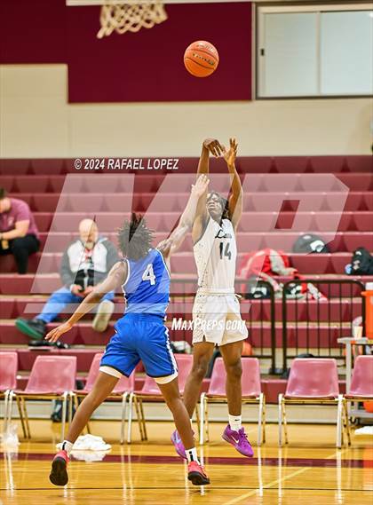 Thumbnail 2 in Randle vs. Hebron (McDonald's Texas Invitational) photogallery.