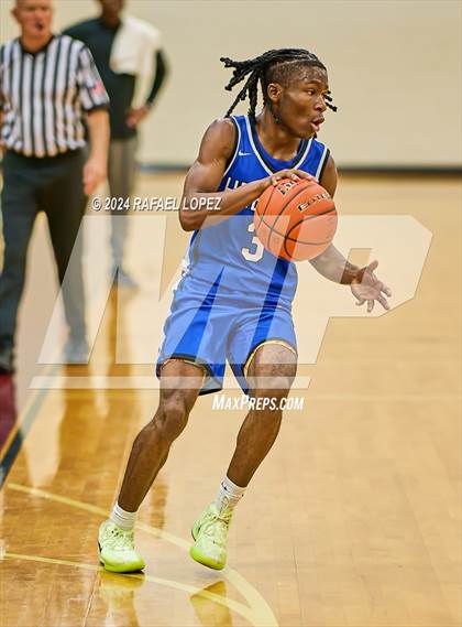 Thumbnail 2 in Randle vs. Hebron (McDonald's Texas Invitational) photogallery.