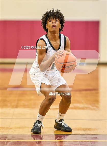 Thumbnail 2 in Randle vs. Hebron (McDonald's Texas Invitational) photogallery.
